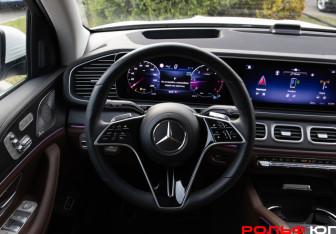 Подержанный автомобиль Mercedes-Benz GLE 2024 года (13 фото)