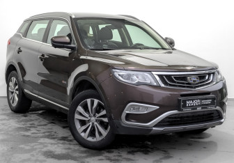 Подержанный автомобиль Geely Atlas 2020 года (3 фото)