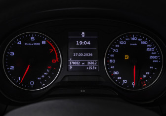 Подержанный автомобиль Audi A3 Hatchback 2013 года (11 фото)