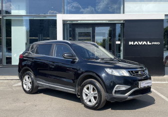 Подержанный автомобиль Geely Atlas 2020 года (3 фото)