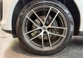 Новый Porsche Macan 2025 (13 фото)