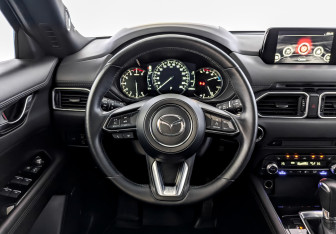 Подержанный автомобиль Mazda CX-5 2019 года (22 фото)