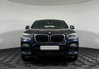 Подержанный автомобиль BMW X4 2019 года (3 фото)