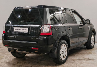 Подержанный автомобиль Land Rover Freelander 2012 года (5 фото)