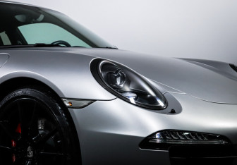 Подержанный автомобиль Porsche 911 Coupe 2013 года (16 фото)