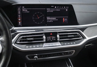 Подержанный автомобиль BMW X7 2019 года (15 фото)