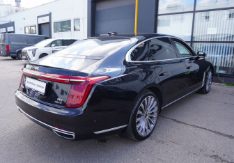 Подержанный автомобиль Hongqi H9 2023 года (5 фото)