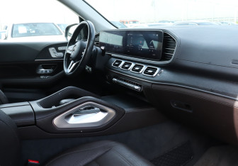 Подержанный автомобиль Mercedes-Benz GLE 2019 года (9 фото)