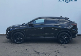 Подержанный автомобиль Omoda C5 2023 года (5 фото)