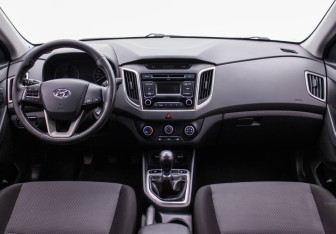 Подержанный автомобиль Hyundai Creta 2017 года (13 фото)