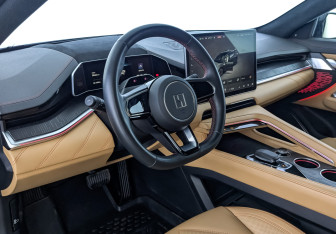 Подержанный автомобиль Zeekr 001 2023 года (14 фото)