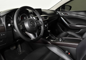 Подержанный автомобиль Mazda 6 Sedan 2016 года (25 фото)
