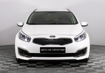 Подержанный автомобиль Kia Ceed Wagon 2018 года (2 фото)