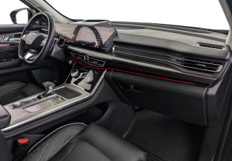 Подержанный автомобиль Exeed VX 2022 года (13 фото)