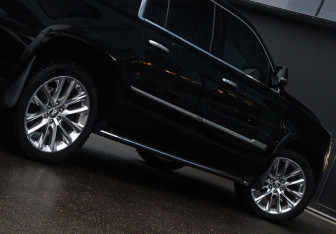 Подержанный автомобиль Cadillac Escalade Suv 2018 года (36 фото)