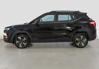 Подержанный автомобиль Москвич 3 2023 года (8 фото)