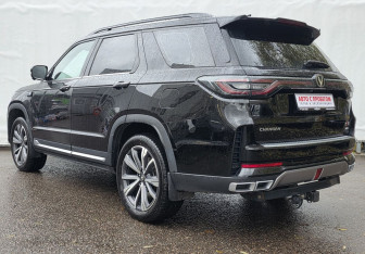 Подержанный автомобиль Changan CS95 2024 года (7 фото)