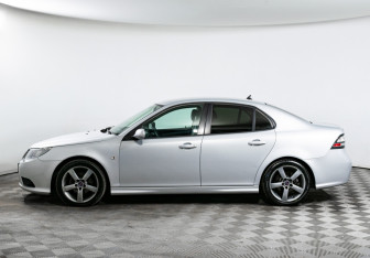 Подержанный автомобиль Saab 9-3 Sedan 2008 года (8 фото)