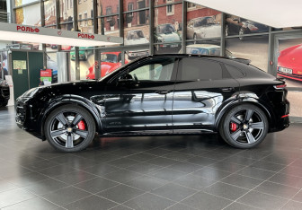 Новый Porsche Cayenne 2026 (3 фото)
