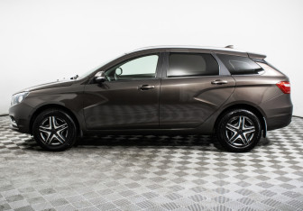 Подержанный автомобиль LADA (ВАЗ) Vesta Wagon 2019 года (8 фото)