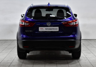 Подержанный автомобиль Nissan Qashqai 2018 года (6 фото)