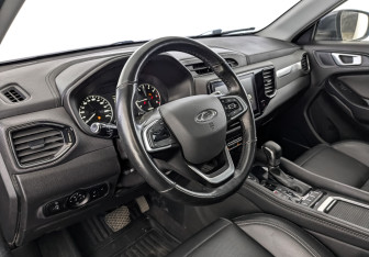 Подержанный автомобиль Chery Tiggo 4 2022 года (15 фото)