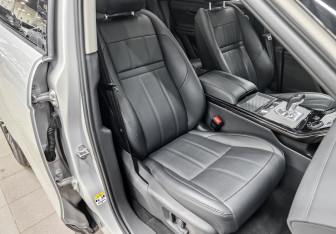 Подержанный автомобиль Land Rover Range Rover Evoque 2021 года (24 фото)