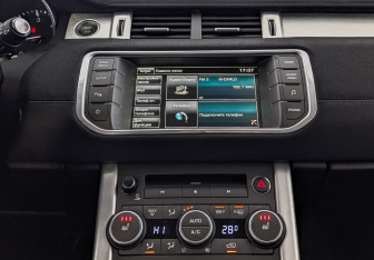 Подержанный автомобиль Land Rover Range Rover Evoque 2014 года (17 фото)