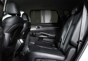 Подержанный автомобиль Kia Sorento 2021 года (12 фото)