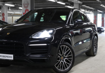 Подержанный автомобиль Porsche Cayenne 2020 года (25 фото)