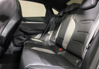 Подержанный автомобиль Geely Preface 2023 года (10 фото)
