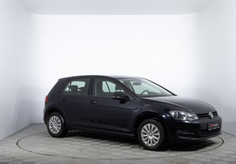 Подержанный автомобиль Volkswagen Golf Hatchback 2014 года (3 фото)