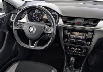 Подержанный автомобиль Skoda Rapid Liftback 2019 года (29 фото)