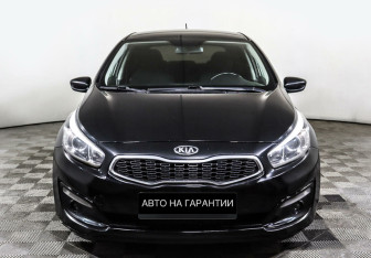 Подержанный автомобиль Kia Ceed Hatchback 2016 года (2 фото)