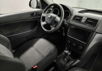 Подержанный автомобиль Skoda Yeti 2012 года (9 фото)
