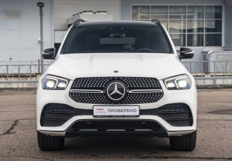Подержанный автомобиль Mercedes-Benz GLE 2019 года (2 фото)
