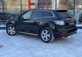 Подержанный автомобиль Mazda CX-7 2011 года (6 фото)
