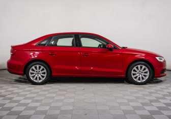 Подержанный автомобиль Audi A3 Sedan 2016 года (4 фото)