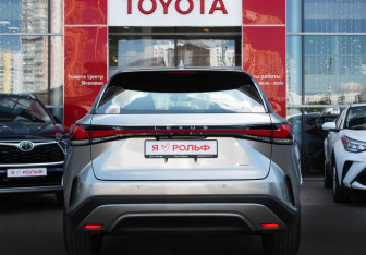 Новый Lexus RX 2025 (4 фото)