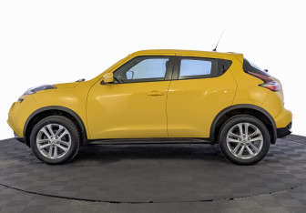 Подержанный автомобиль Nissan Juke 2017 года (8 фото)