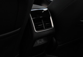 Подержанный автомобиль Omoda S5 2024 года (9 фото)