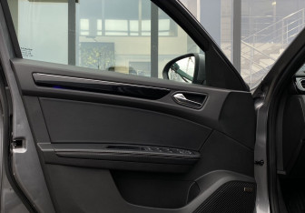 Подержанный автомобиль Renault Arkana 2019 года (20 фото)