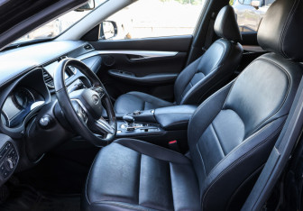 Подержанный автомобиль Infiniti QX50 2021 года (16 фото)