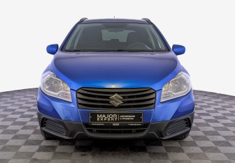 Подержанный автомобиль Suzuki SX4 Hatchback 2014 года (2 фото)