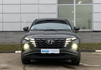 Подержанный автомобиль Hyundai Tucson 2021 года (2 фото)