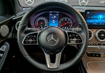 Подержанный автомобиль Mercedes-Benz GLC Coupe 2020 года (22 фото)