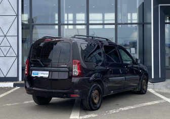 Подержанный автомобиль LADA (ВАЗ) Largus Wagon 2015 года (5 фото)