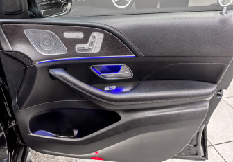 Подержанный автомобиль Mercedes-Benz GLE 2019 года (24 фото)