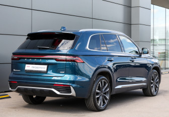 Подержанный автомобиль Geely Monjaro 2024 года (5 фото)