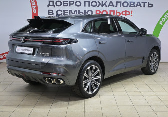 Подержанный автомобиль Changan UNI-K 2023 года (4 фото)